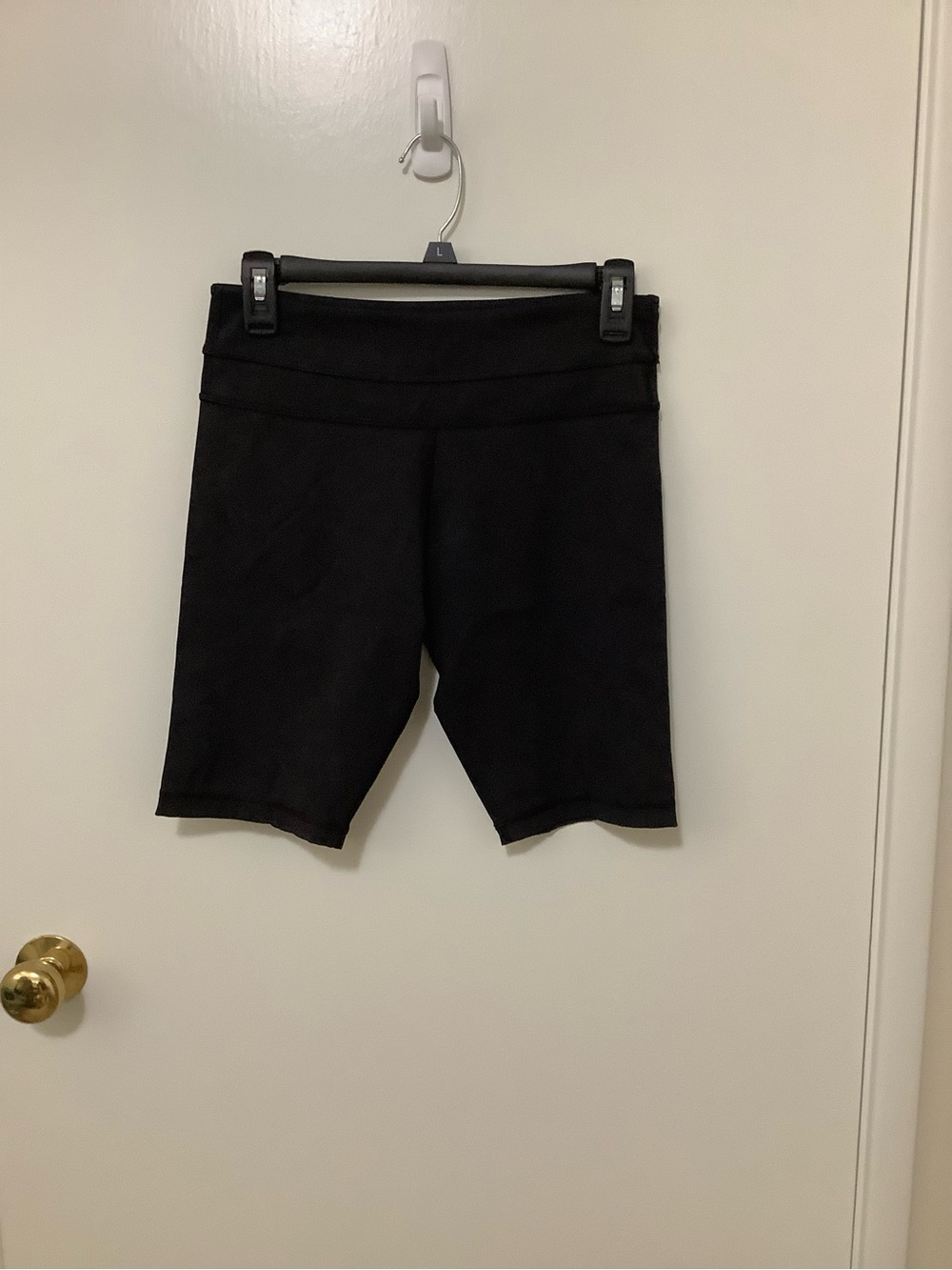 lululemon athletica Groove Shorts - mid-rise
